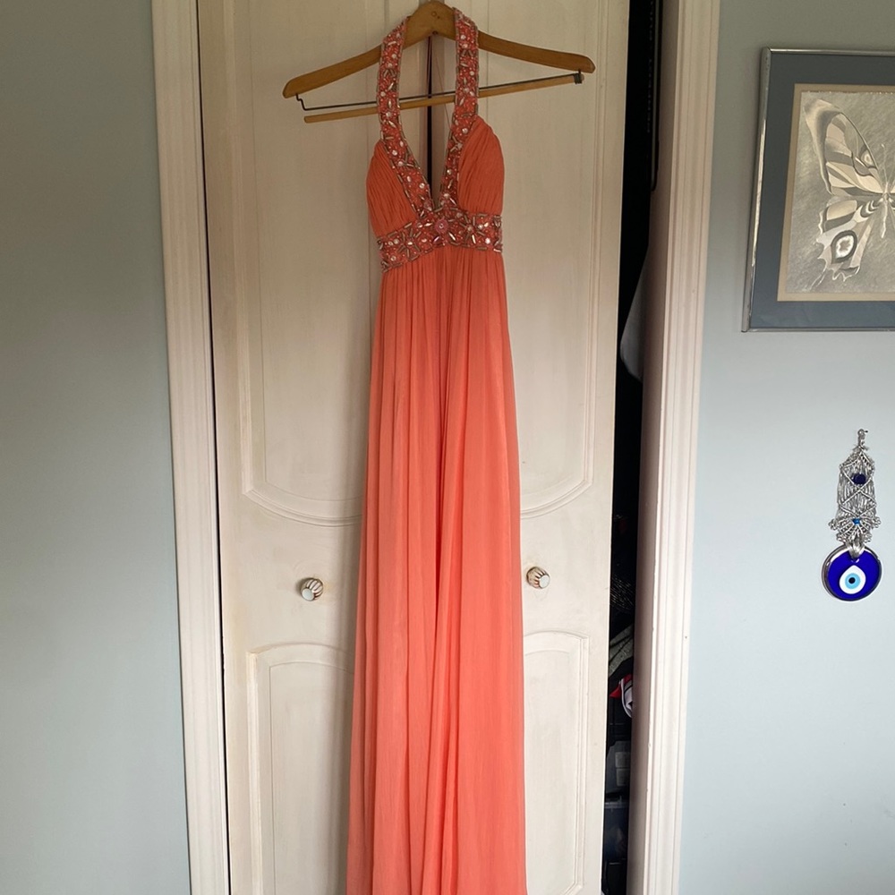 Beautiful prom dress!